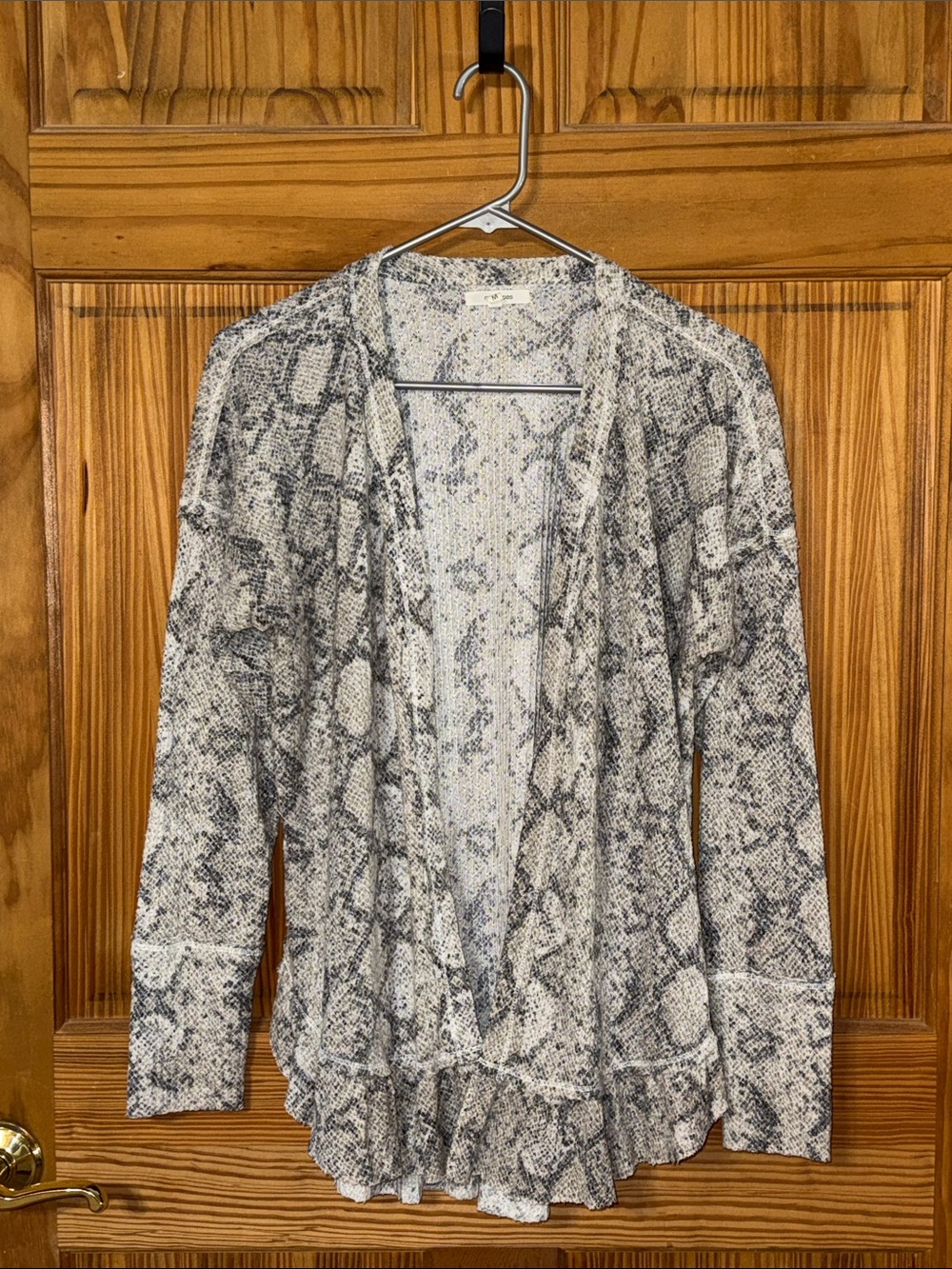 Maurices Snake Print Open Front Jacket - Gray & White